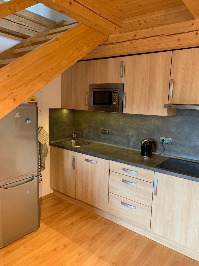 Apartman Mezi Kopci - Mid Hills Apartment Roudnice エクステリア 写真