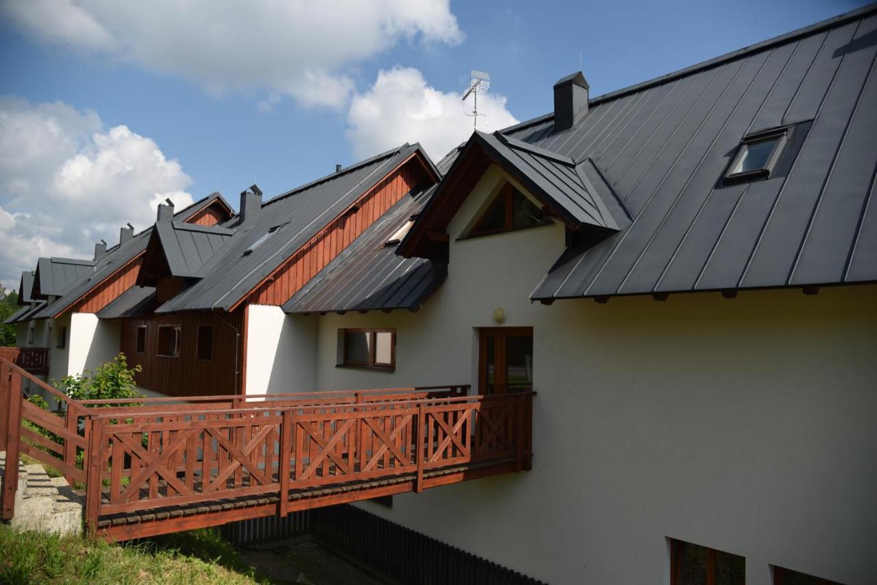 Apartman Mezi Kopci - Mid Hills Apartment Roudnice エクステリア 写真