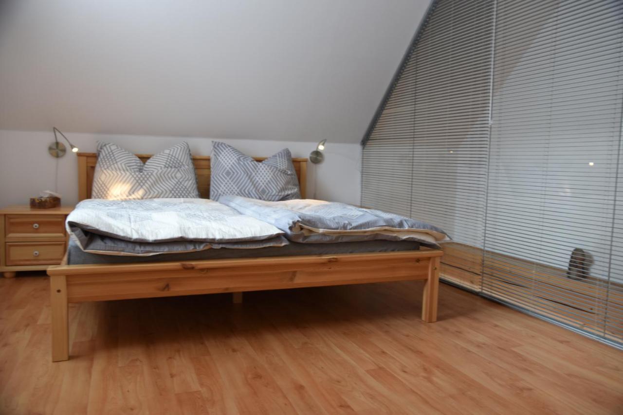 Apartman Mezi Kopci - Mid Hills Apartment Roudnice エクステリア 写真